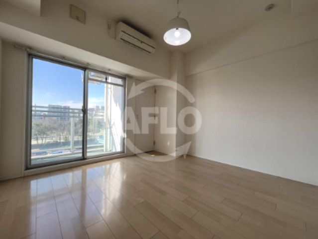 居室・リビング　サムティ西長堀リバーフロント　リビング