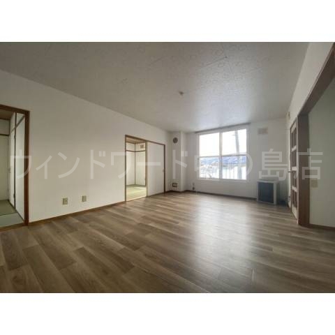 居室・リビング　詳細は、ウィンドワード中の島までご相談下さい。