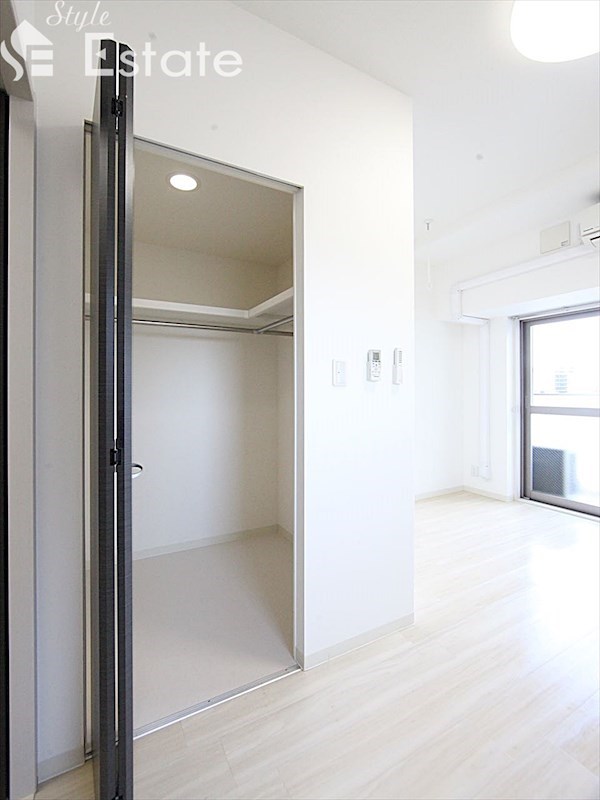 収納　クローゼット