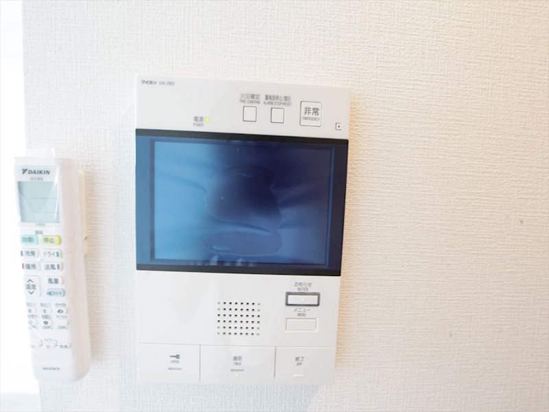 セキュリティ　TVモニター付インターホン