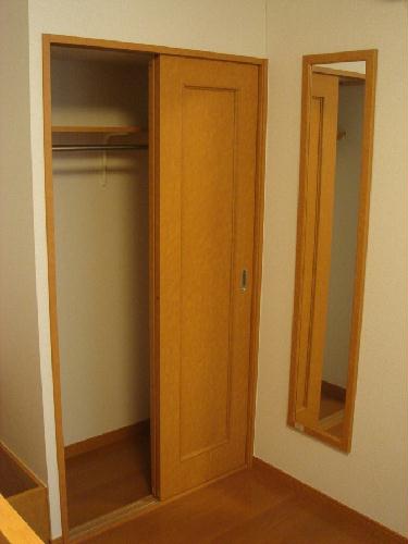 収納　たっぷり収納クローゼット