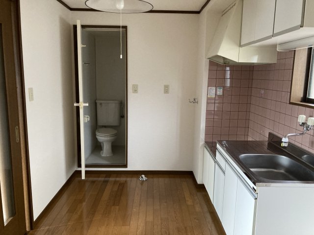 居室・リビング　他号室