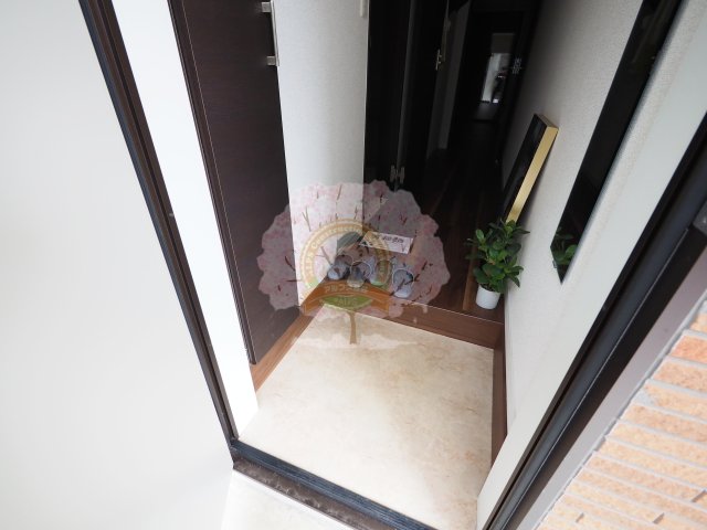 玄関　同一仕様・反転タイプ