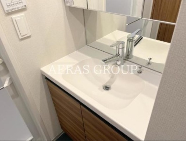 洗面設備　同仕様