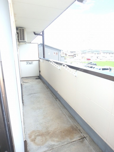バルコニー　南東向きで日当たり良好☆