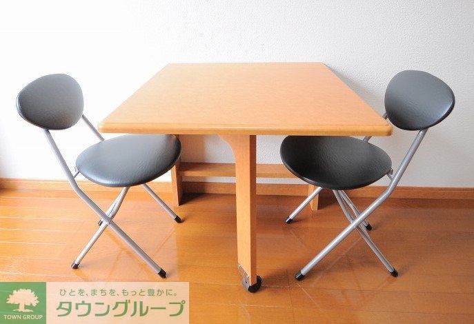 その他　家具家電はメーカー等が異なる場合がございます。