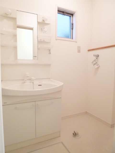 洗面設備　※同仕様写真含む