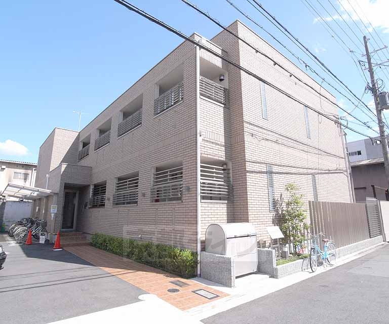 建物外観　龍谷大学すぐ南の物件です！