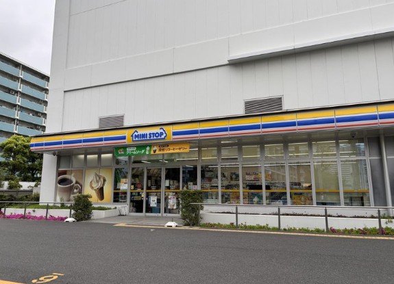 コンビニ　ミニストップ福通越中島店（コンビニ）まで219m