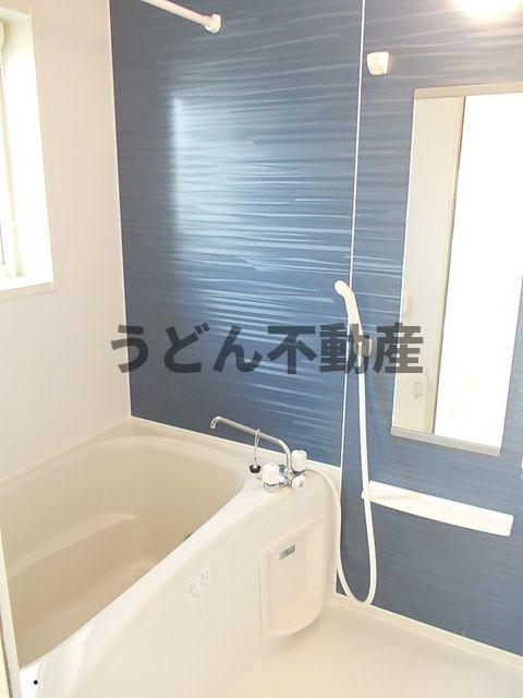 バス・シャワールーム　うどん県のお部屋探しはうどん不動産へ うどんちゃんとLINE
