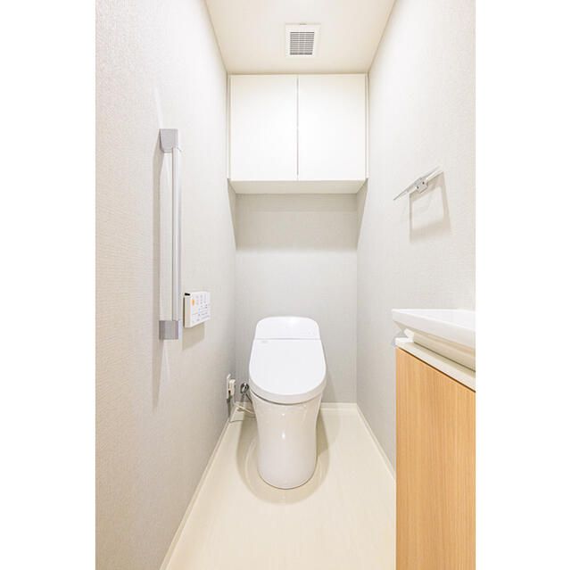 トイレ　清潔感のあるトイレです