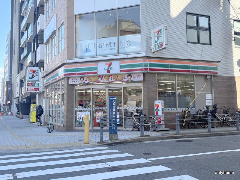 コンビニ　セブンイレブン 大阪生玉前町南店（コンビニ）まで1m