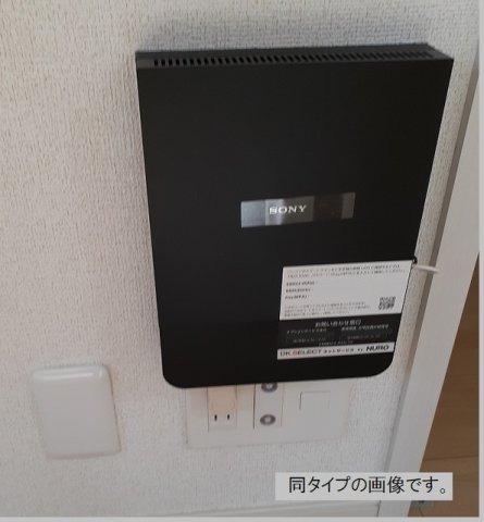 トイレ　落ち着いた色調のトイレです
