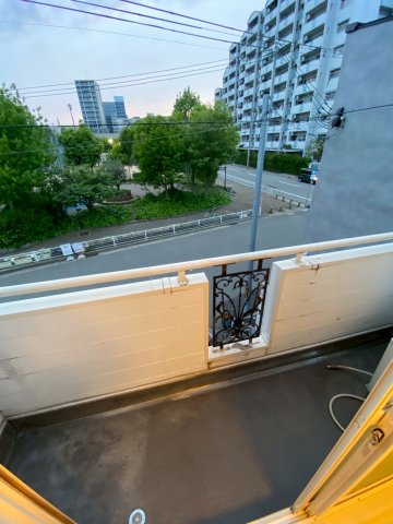 バルコニー　広々としたバルコニーです