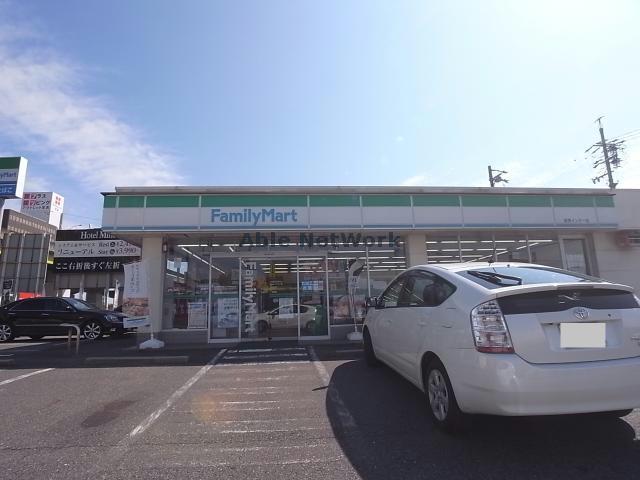 コンビニ　ファミリーマート岐南店（コンビニ）まで600m