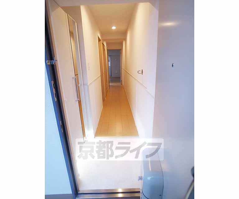 玄関　玄関からです！