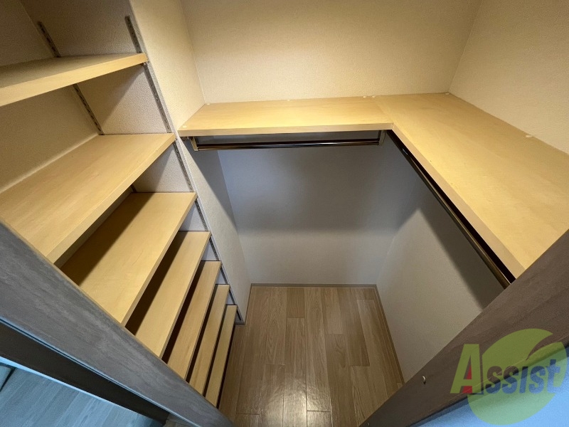 収納　収納もバッチリあるのでお部屋が片付きますよ！