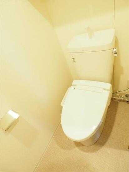 トイレ　コンパクトで使いやすいトイレです