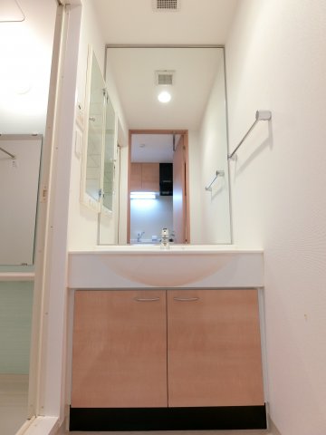 洗面設備　詳細は、RISUMO江坂本店→06-6155-7137まで♪