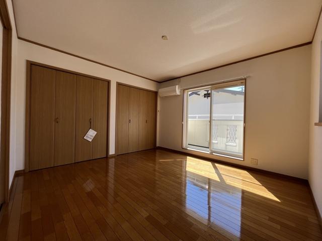 居室・リビング　※同一物件別部屋