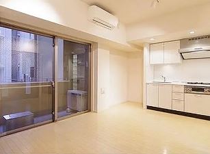 居室・リビング　こちらの居間で趣味の時間をお楽しみください