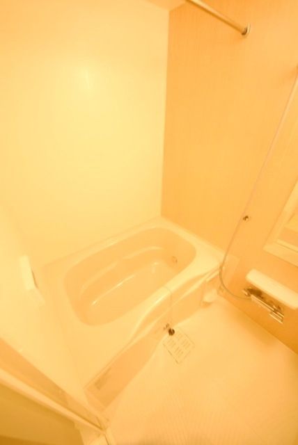 バス・シャワールーム　★人気のバストイレ別のお部屋です★