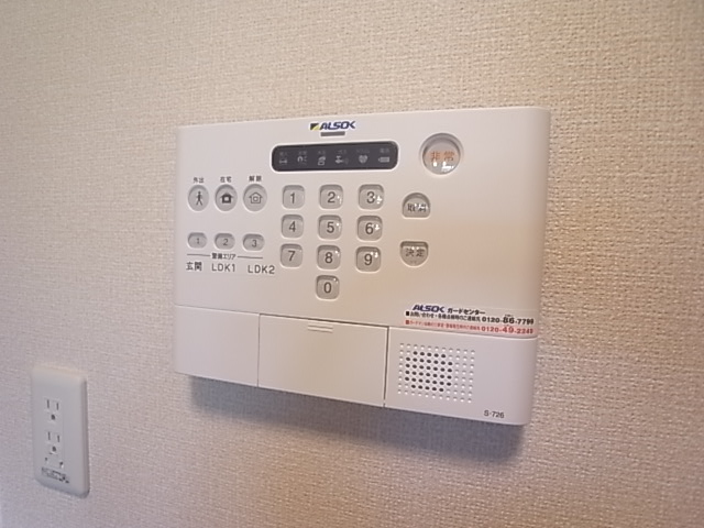 セキュリティ　同タイプのイメージ写真です