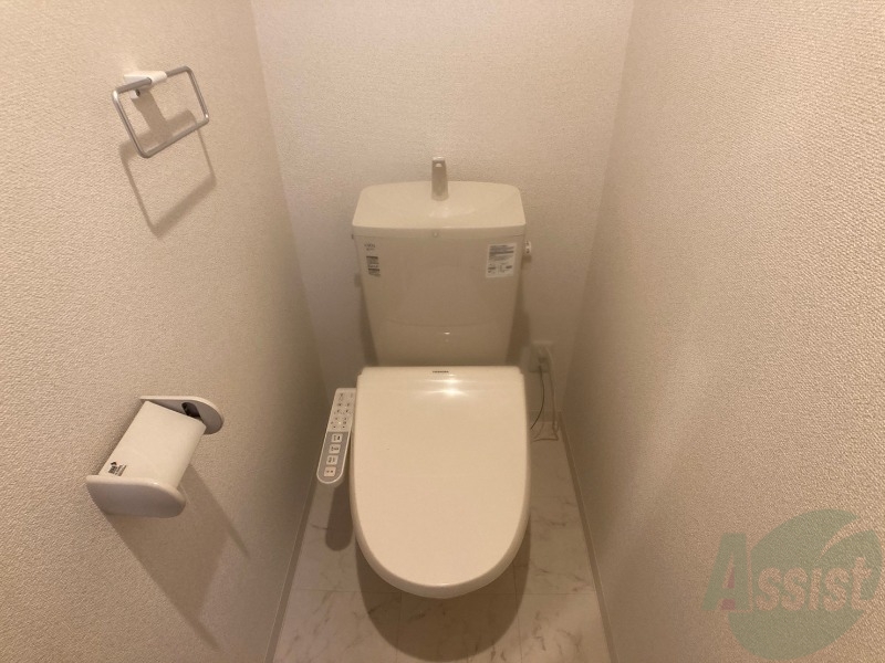 トイレ　トイレです。ウォシュレット付を探している方、おすすめです。