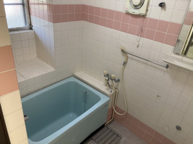 バス・シャワールーム　同建物別部屋 現況優先