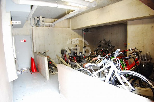 その他設備　セレッソコート西心斎橋III　駐輪場