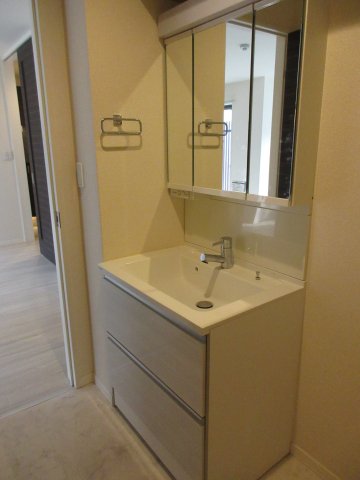 洗面設備　※同タイプ別部屋の参考写真になります