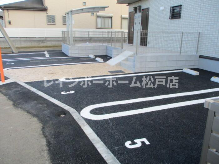 駐車場　駐車場です