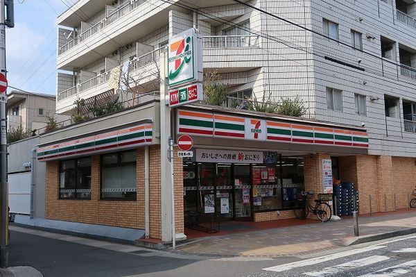 コンビニ　セブンイレブン市川南１丁目店（コンビニ）まで158m