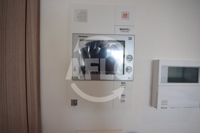 セキュリティ　LEGALAND清水谷　TVモニター付きインターホン
