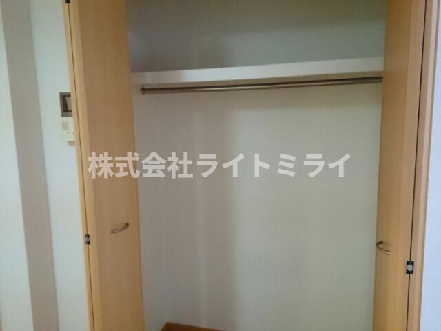 収納　?
