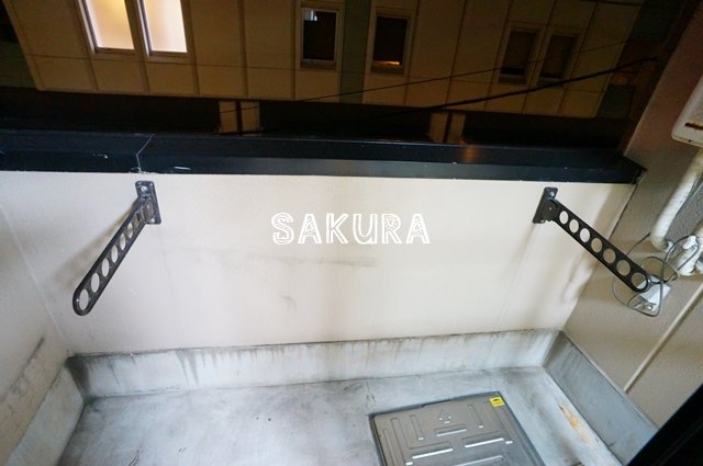 バルコニー　便利で嬉しいバルコニー付きです♪