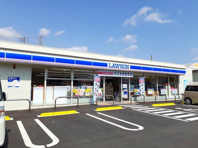 コンビニ　ローソン三原宮浦大通り店（コンビニ）まで400m