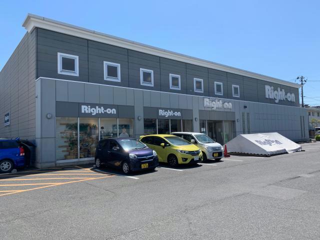 ショッピングセンター　ライトオン郡山朝日店（ショッピングセンター）まで1142m