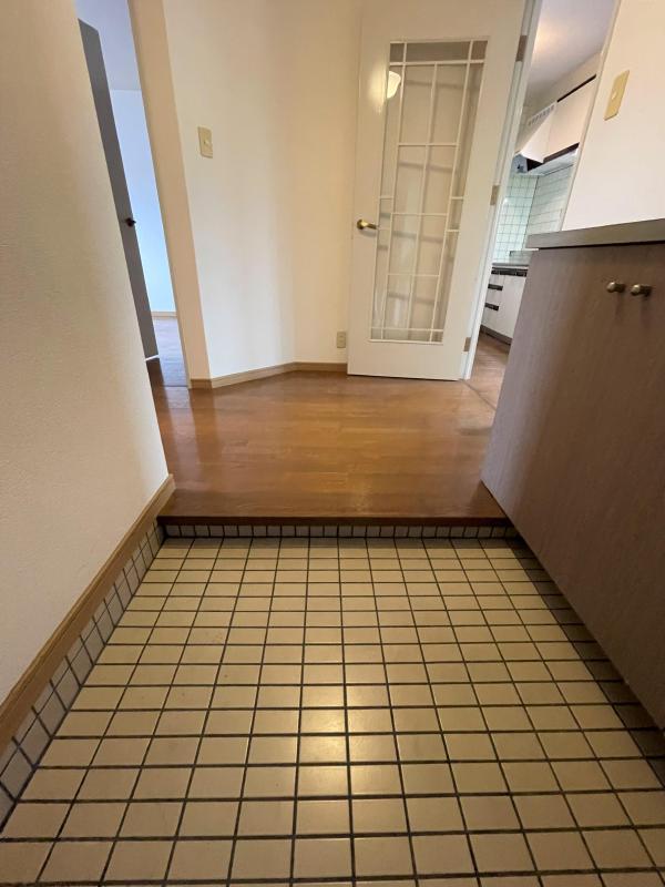 玄関　同タイプ（参考写真）