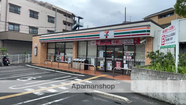 コンビニ　セブンイレブン（コンビニ）まで27m
