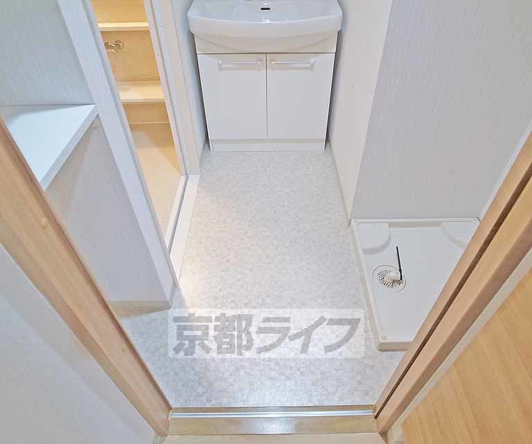 洗面設備　脱衣所です。