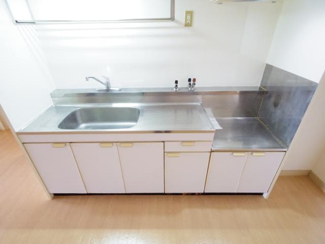 キッチン　同型モデル写真