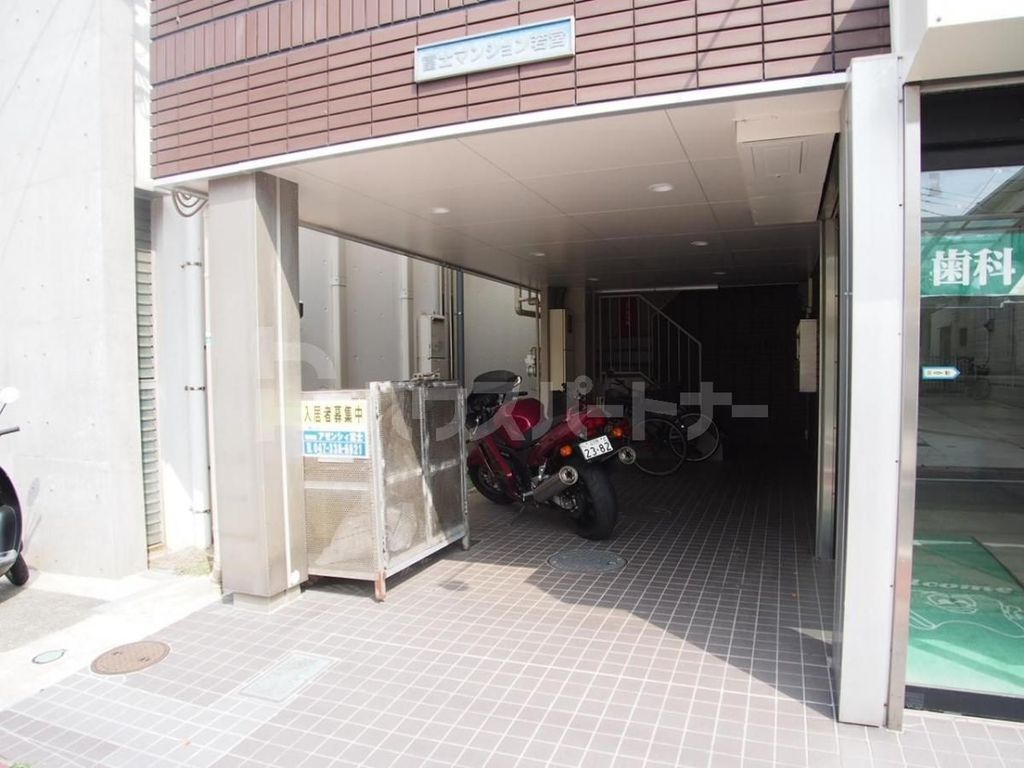 エントランス