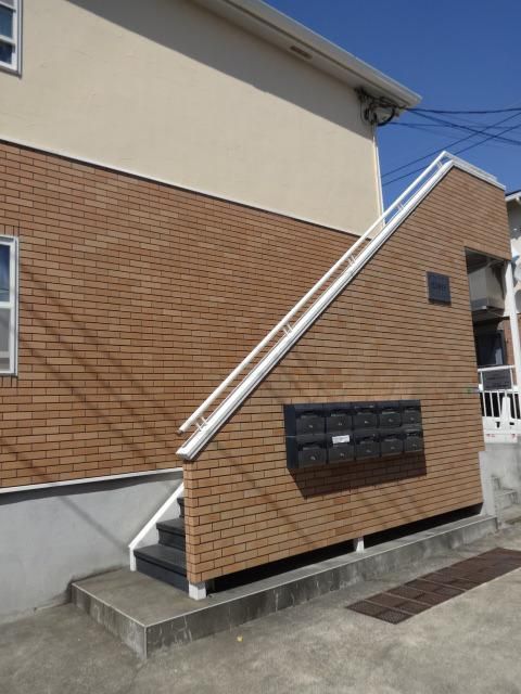 エントランス　★★玄関先入り口★★