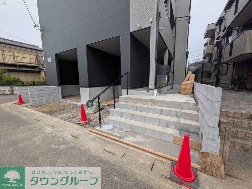 エントランス　エントランス