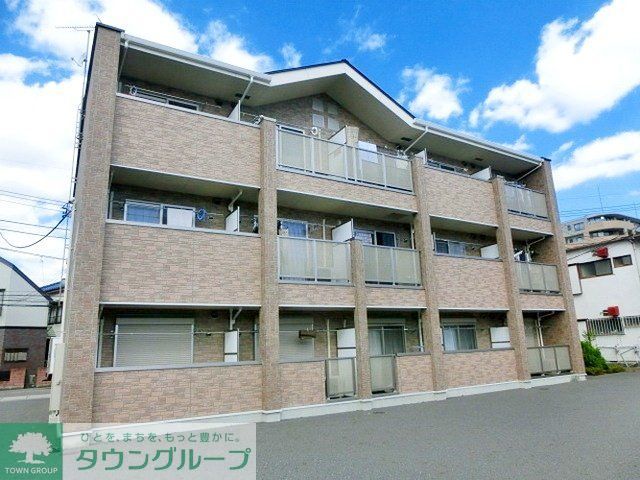 建物外観　お部屋探しはタウンハウジング蘇我店にお任せ下さい♪