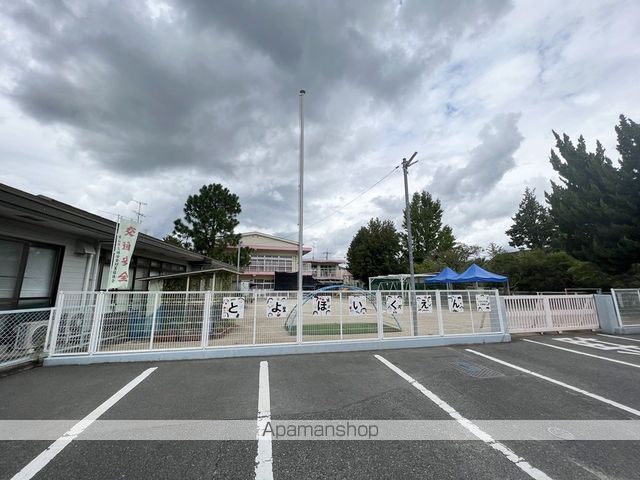 幼稚園・保育園　豊保育園（幼稚園・保育園）まで871m