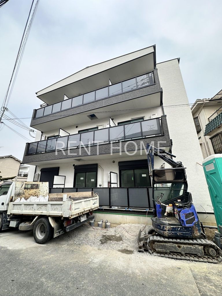建物外観　建築中です