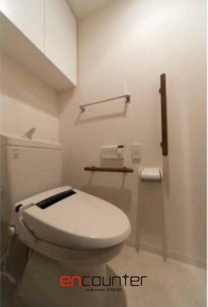 トイレ　※同マンション別室参考写真