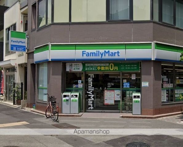 コンビニ　ファミリーマート（コンビニ）まで421m